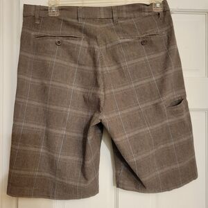 OUTDOOR OUTFITTERS MEN STRIPE SHORTS SIZE 34